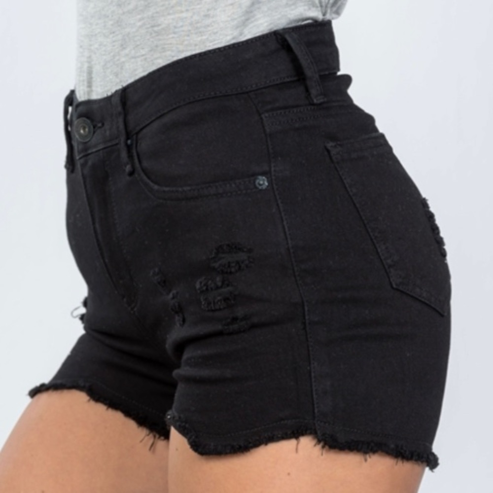 NWT Clingers Jeans Black distressed High waisted jeans short… skinny fit